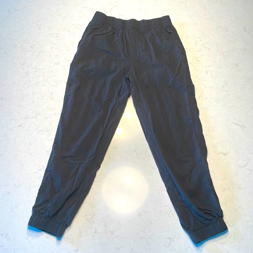 Pacsun LA hearts black joggers (Womens large)- Like new condition/barley worn